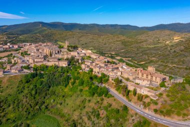 İspanyol köyünün manzarası Sos del Rey Catolico.