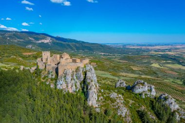İspanya 'nın Aragon eyaletindeki Loarre kalesi.