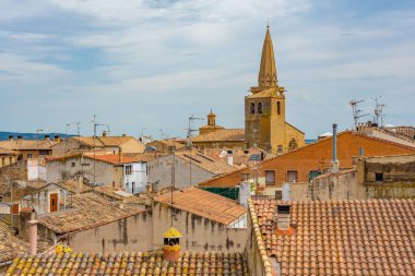 İspanyol kenti Olite 'nin hava manzarası.