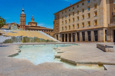 Fuente de la hispanidad, Zaragoza, İspanya.