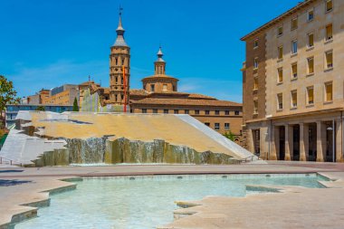 Fuente de la hispanidad, Zaragoza, İspanya.