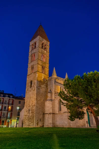 Vista Serale Della Chiesa Parrocchiale Santa Maria Antigua Valladolid Spagna — Foto Stock