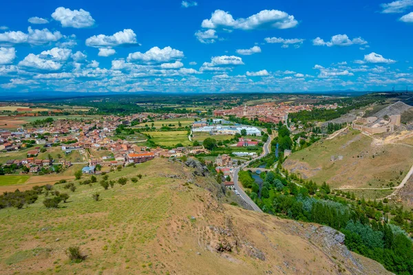 西班牙Ciudad Osma镇的空中景观 — 图库照片