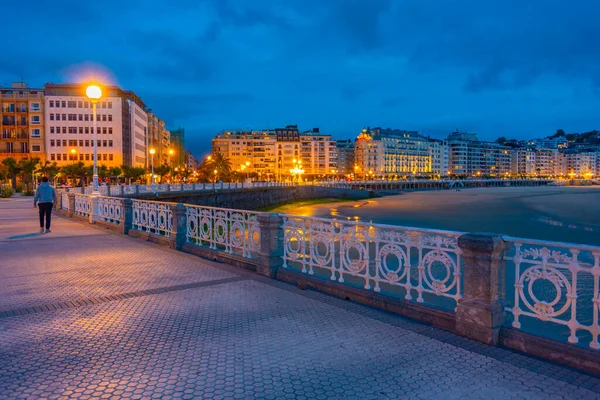 Noční Pohled Přímořskou Promenádu San Sebastiánu Španělsko — Stock fotografie