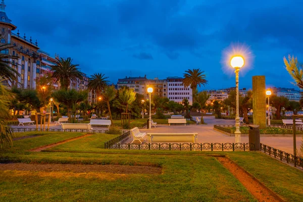 Nattutsikt Över Strandpromenaden San Sebastian Spanien — Stockfoto