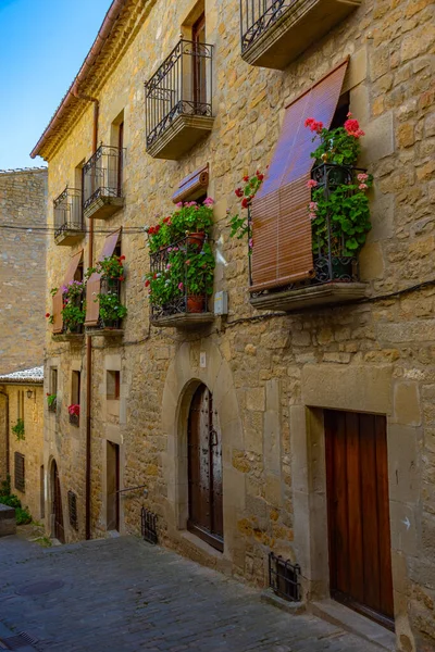 stock image Medieval street in Spanish village Sos del Rey Catolico.