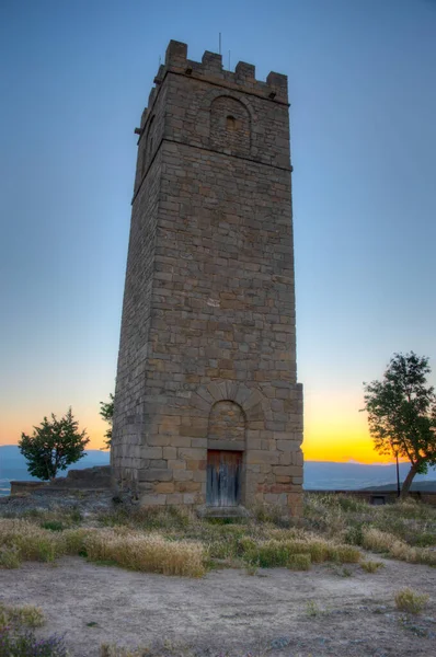 Vista Sull Alba Torre Del Homenaje Nel Villaggio Spagnolo Sos — Foto Stock