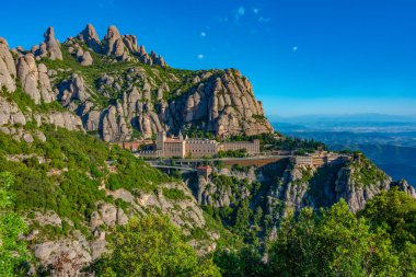 İspanya 'daki Santa Maria de Montserrat Manastırı Panorama Manzarası.