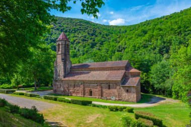 İspanya 'daki Sant Joan les Fonts Kilisesi.