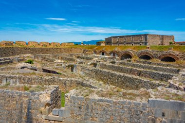 Castell de Sant Ferran İspanyol şehir figürleri.