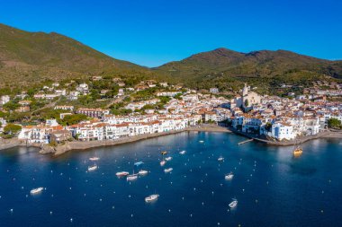 İspanyol köyü kadavralarının manzarası.