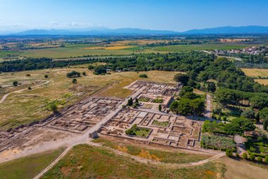 Roma harabelerinin Panorama manzarası Katalunya, İspanya 'da.