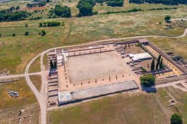 Roma harabelerinin Panorama manzarası Katalunya, İspanya 'da.