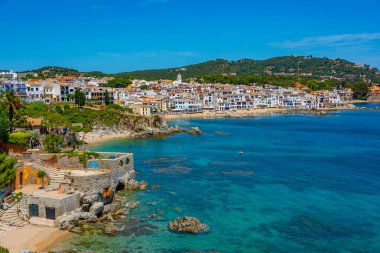 İspanyol köyü Palafrugell Panorama manzarası.