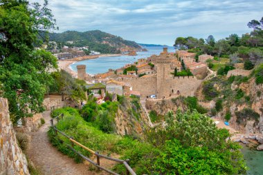 İspanya 'daki Muralles de Tossa de Mar kalesi.