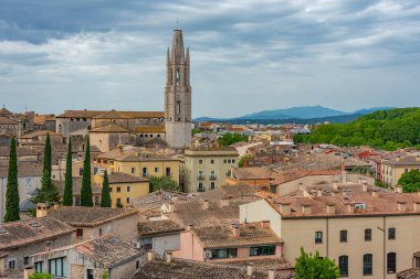İspanyol kenti Girona 'nın Panorama manzarası.