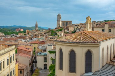 İspanyol kenti Girona 'nın Panorama manzarası.