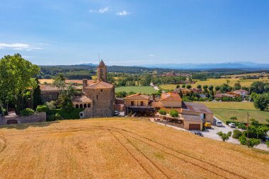 İspanyol kasabası Pubol 'un hava manzarası.