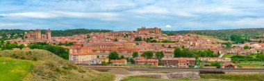 İspanyol kenti Siguenza 'nın Panorama manzarası.