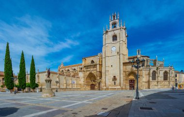 Catedral de San Antolin in Spanish town Palencia. clipart