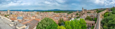 İspanyol kenti Girona 'nın Panorama manzarası.