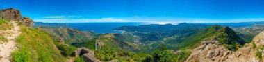 İspanyol kenti El Port de la Selva yakınlarındaki Castell de Verdera.