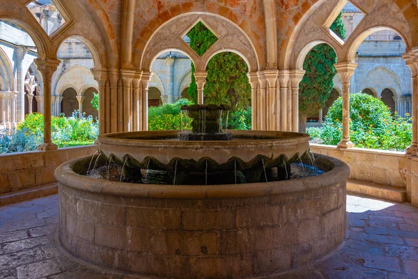 Brunnen Kloster Santa Maria Poblet Spanien — Stockfoto