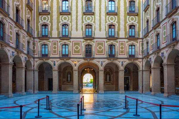 Внутренний Двор Аббатства Санта Мария Монсеррат Испании — стоковое фото