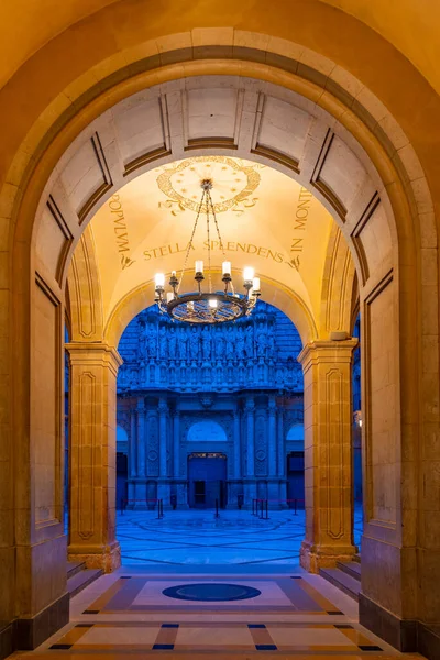 Patio Interior Abadía Santa Maria Montserrat España — Foto de Stock