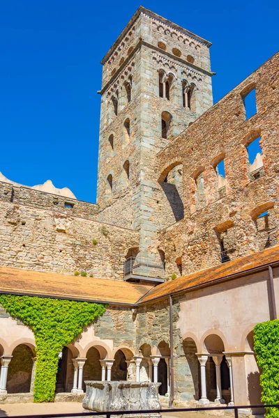 Claustro Mosteiro Sant Pere Rodes Espanha — Fotografia de Stock