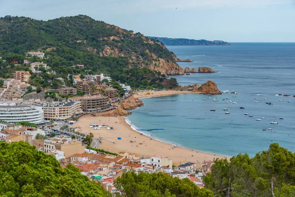 İspanya 'nın Tossa de Mar kentinin Panorama manzarası.
