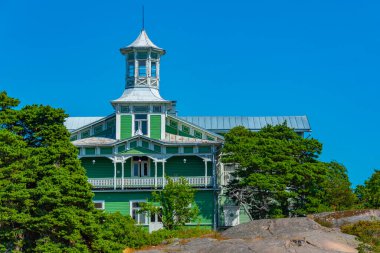 Hanko, Finlandiya 'da renkli kereste villaları.