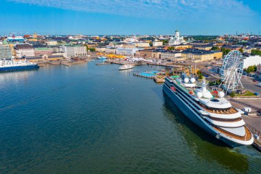 Dönme dolabın arkasından Helsinki Panoraması, Finlandiya.
