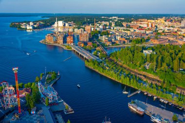 Finlandiya 'nın Tampere kentinin Panorama manzarası.