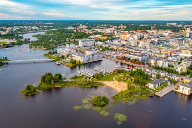 Finlandiya 'nın Oulu kentinin Panorama manzarası.