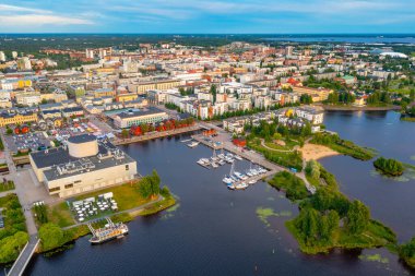 Finlandiya 'nın Oulu kentinin Panorama manzarası.