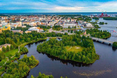 Finlandiya 'nın Oulu kentinin Panorama manzarası.