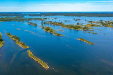 Finlandiya 'daki Kvarken takımadalarının Panorama görünümü.