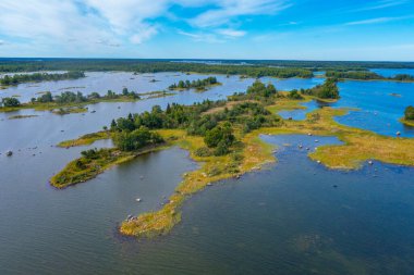 Finlandiya 'daki Kvarken takımadalarının Panorama görünümü.