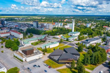 Finlandiya 'nın Seinajoki kentinin modern mimarisinin Panorama görüşü