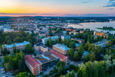 Finlandiya 'nın merkezi Kuopio' nun günbatımı manzarası.