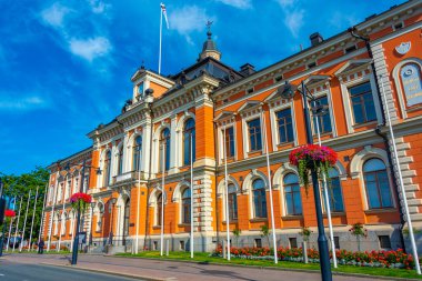 Finlandiya 'nın Kuopio kentindeki belediye binası manzarası.