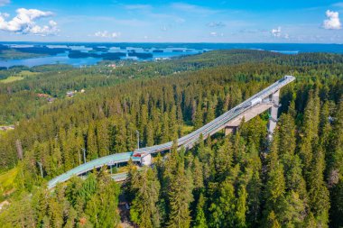 Finlandiya, Kuopio 'da kayakla atlama sporları merkezi.