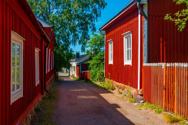 Πολύχρωμα Ξύλινα Σπίτια Στο Ekenas Φινλανδία — Φωτογραφία Αρχείου