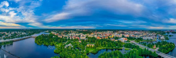 Finlandiya 'nın Oulu kentinin Panorama manzarası.