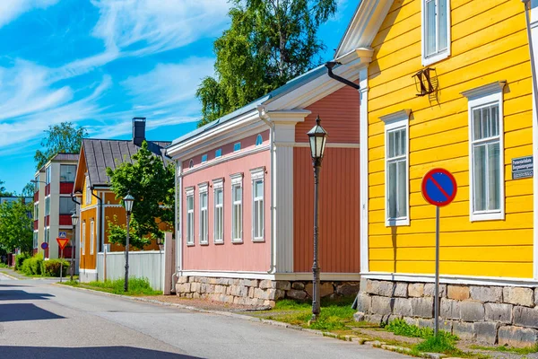Finlandiya Nın Neristan Ilçesinde Renkli Kereste Evleri Kokkola — Stok fotoğraf