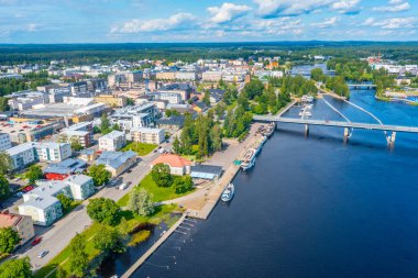 Finlandiya, Joensuu 'daki Pielisjoki' nin Riverside 'ı.
