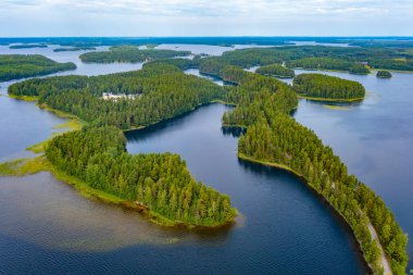 Finlandiya 'da Punkaharju sırtı manzarası.