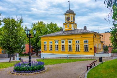 Lappeenranta, Finlandiya 'da renkli kereste evleri.