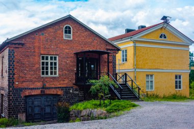 Fiskars, Finlandiya 'da eski bir fabrikanın tuğla inşası.